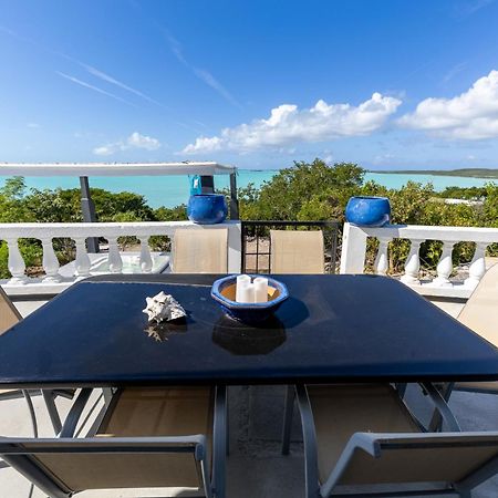 Waterside Home, Shaded Whirlpool Spa, Outdoor Dining, Smart Tv, Amazon Prime Five Cays Settlement المظهر الخارجي الصورة